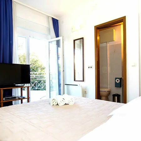 Hotel Beachfront Mediteran 3*