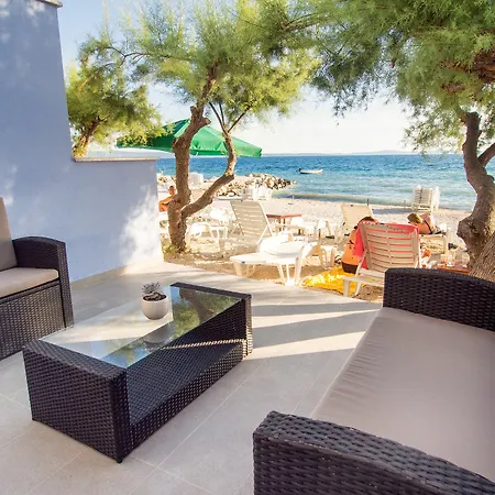 Beachfront Mediteran Hotel 3*