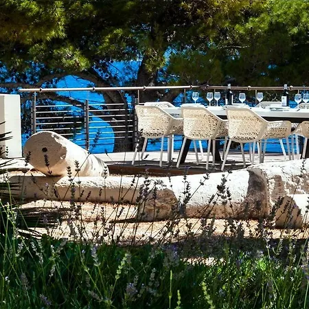 Beachfront Mediteran Hotel